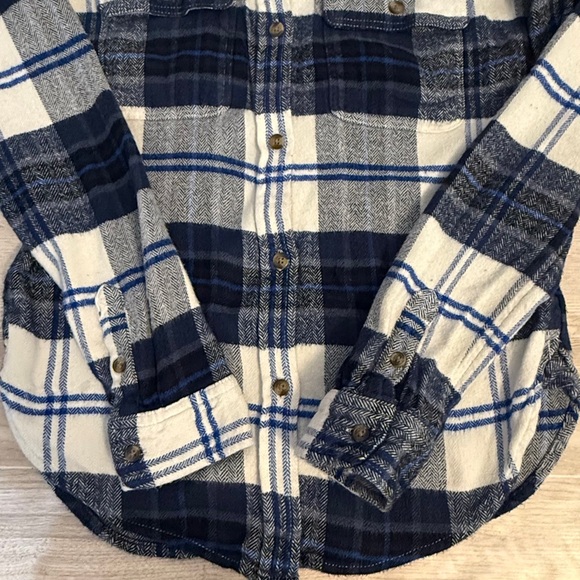 American Eagle “Ahh-Mazingly Soft” Blue Flannel Shirt — Size Small - Picture 7 of 9